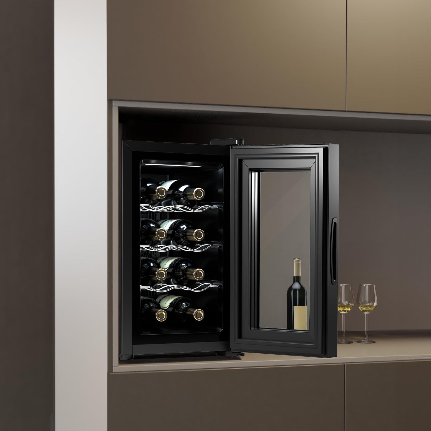 Cecotec Vinoteca 8 Botellas Bolero GrandSommelier 830 CoolCrystal, Termoeléctrica, Temperatura 8-18ºC, Panel Táctil, Display LED, Gas No Nocivo